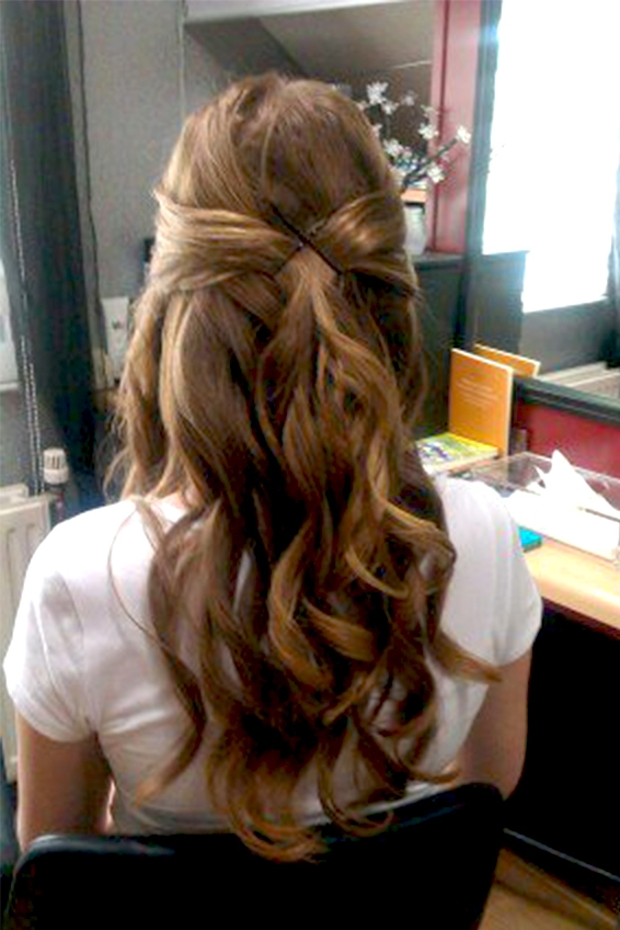 Model lang haar staart