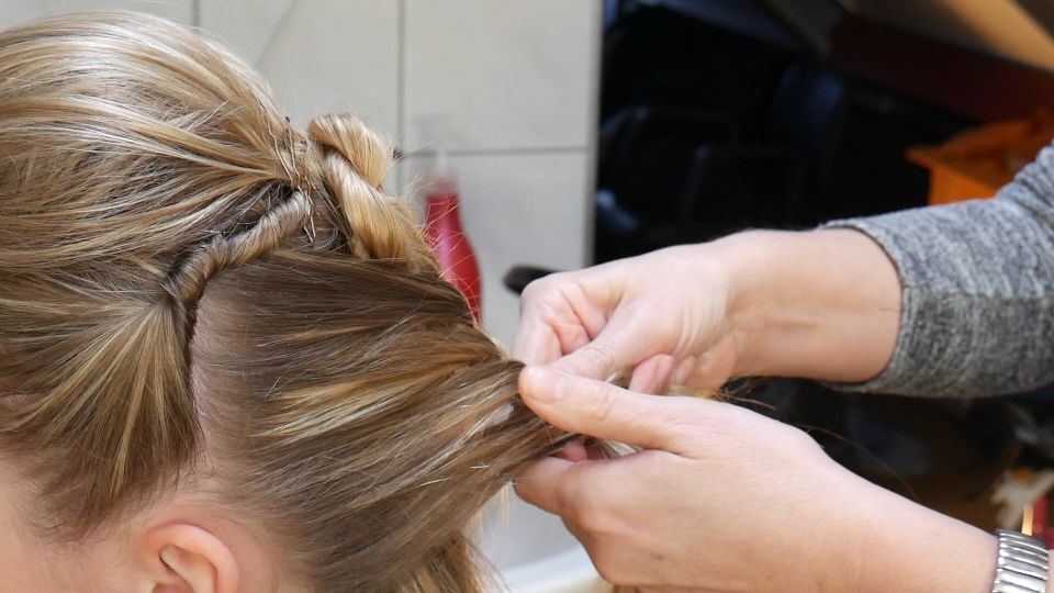 Haar invlechten bij Health Hair & Beautysalon Angelie